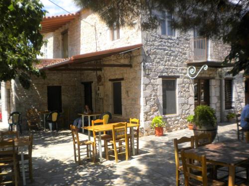 Welcoming Holiday Home with Garden in Leonidio