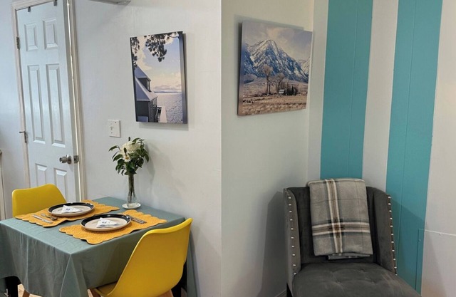 Welcoming studio in El Cerrito for a cozy getaway