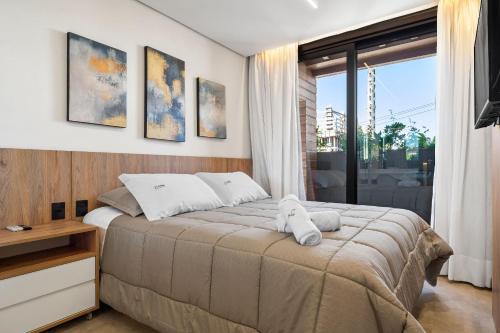 Welter You Luxo 1dorm e Piscina Aquecida by Achei