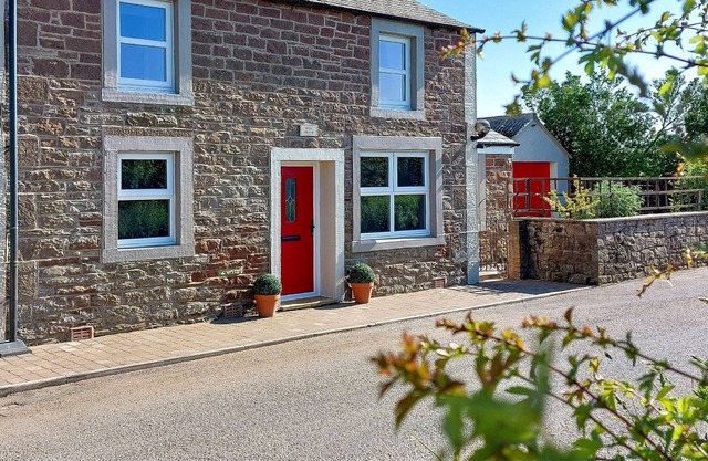 West House - Newly refurbished House, 3-miles from the Solway Coast