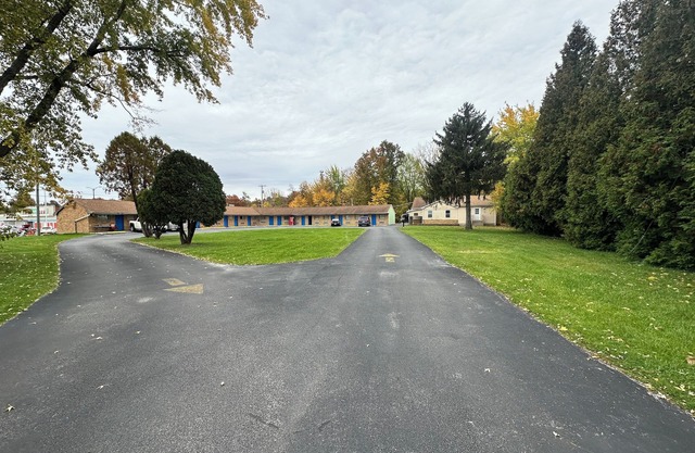 Westgate Manor Motel Austintown-Younstown, Ohio