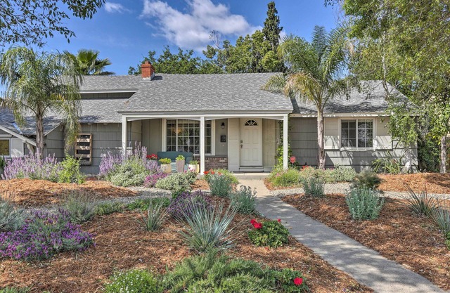 Whimsical Sacramento Home w/Garden & Patio!