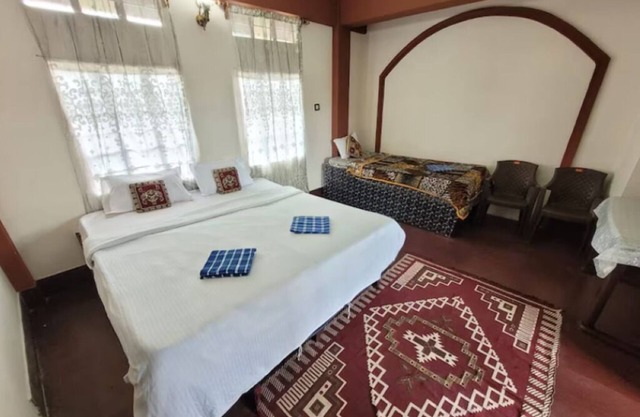 White clouds - Apartment 2