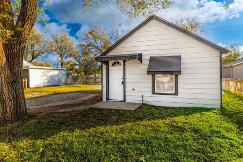 Whole Home Remodeled 1 Bed West Side Coffee Smrt TV WIFI