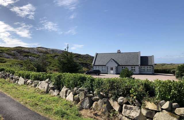 Whole house located in Carraroe,Co.Galway