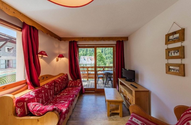 Wifi, 300m from ski slopes, fitness, swimming pool, parking, tv, ski locker, 64-69m², Abriès