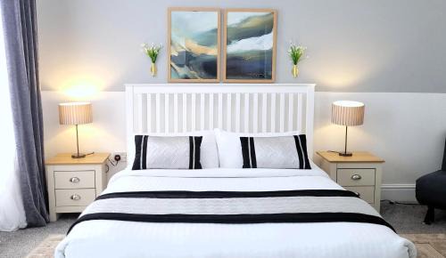 Wigan Central Executive Apartments I Family Rooms I Free Parking
