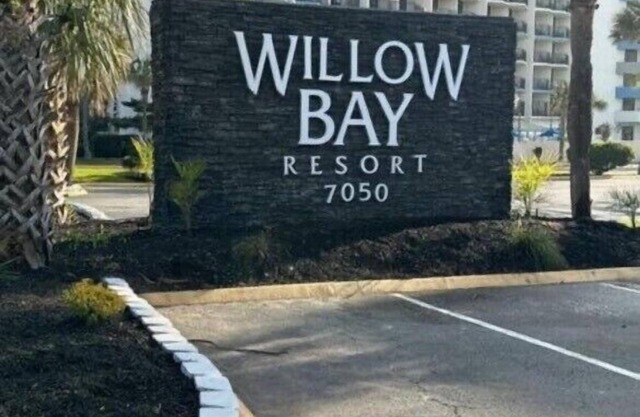 Willow Bay Resort