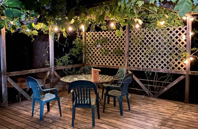 Willow Creek Hideaway w/Deck, 1 Mi to River!