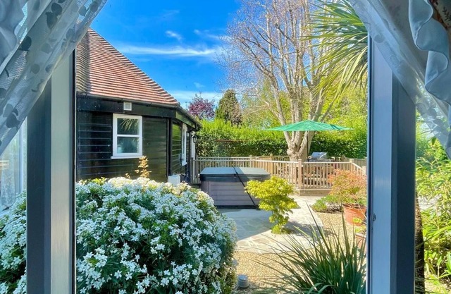 Windmill retreat close to Cambridge, Newmarket and Ely