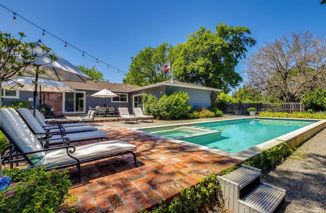 Wine Country Retreat in Russian River Valley!