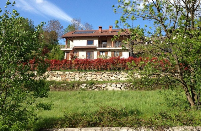 Wolfsruhe single house in the countryside