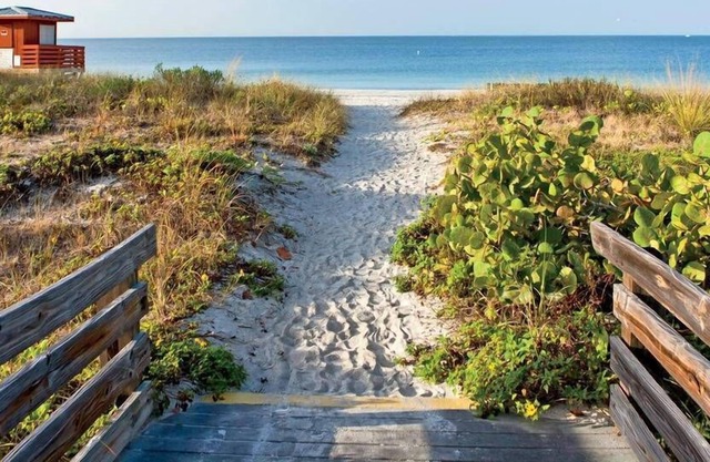 Wonderful 2br With BBQ Next to Gulfstream :)