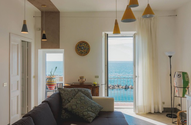 Wonderful on the sea -4 Guest- Suite la Concha -