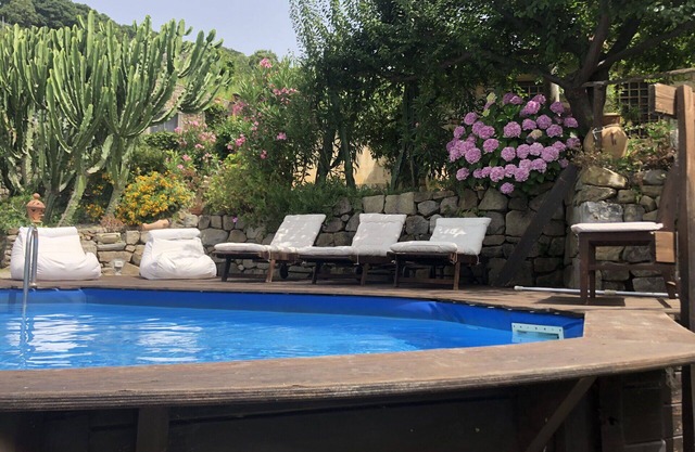 Wonderful private villa for 13 guests with private pool, A/C, TV, panoramic view and parking