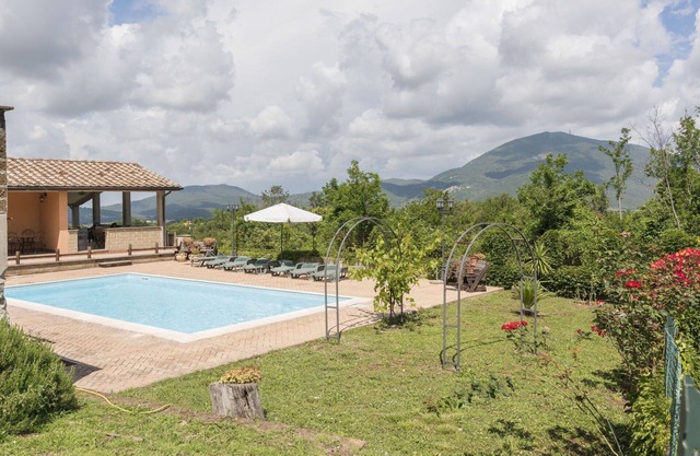 Wonderful private villa for 6 people with WIFI, private pool, TV, terrace and pets allowed