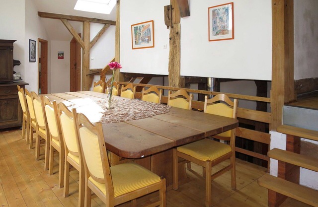 Wonderful private villa for 12 people with WIFI, TV, patio and pets allowed