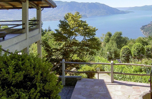 Wonderful private villa for 10 guests with WIFI, TV, terrace and parking