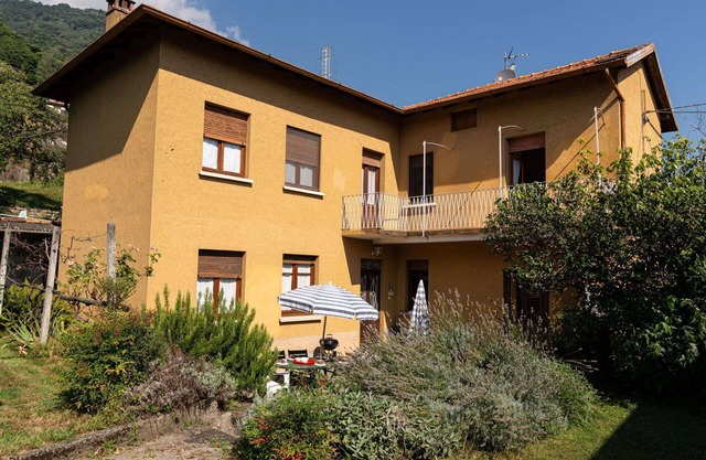 Wonderful private villa for 10 people with WIFI, TV, terrace and pets allowed