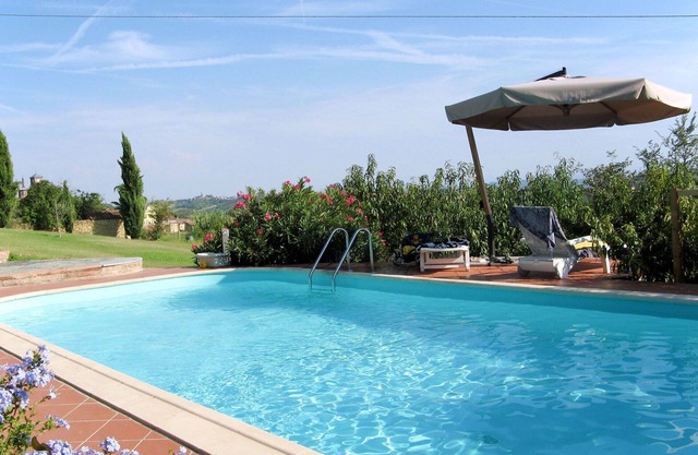 Wonderful villa for 4 guests with pool, A/C, WIFI, TV and terrace