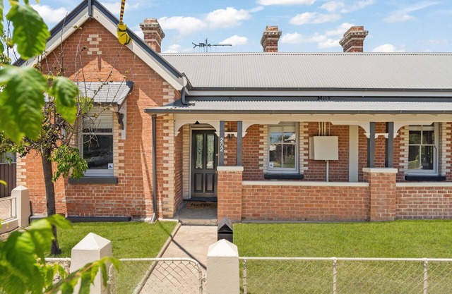 Wonderful William - Charming Home close to CBD