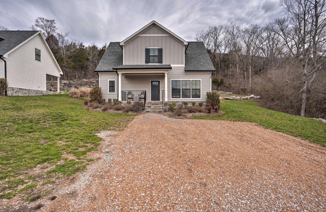 Wooded Escape with Beautiful Backyard and Mtn Views!