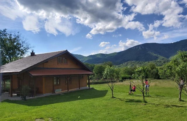 Wooden House Pia