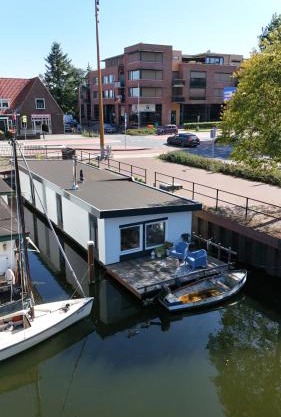 Woonboot 4 Harderwijk
