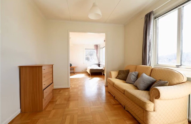 Workers home 12 Beds - 3 Bath - Bohus - All-inclusive