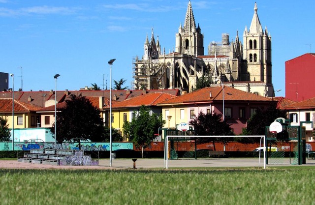 www Parques de la Catedral travel com Parking privado Gratis
