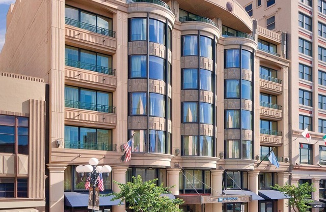 Wyndham Harbour Lights Studio Unit Sleeps 4