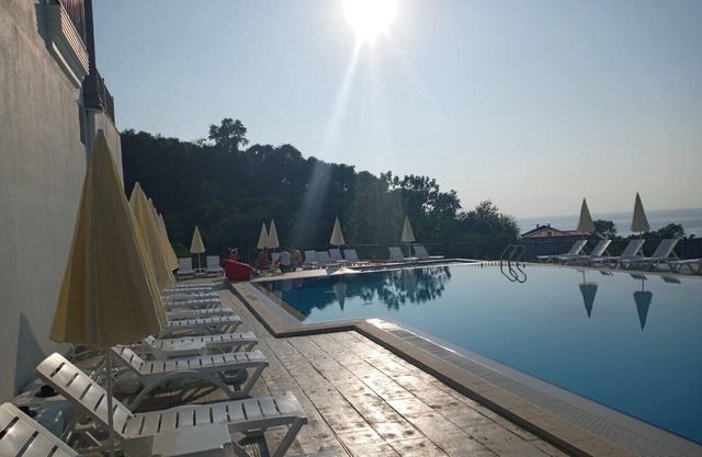 Yason Blue Hotel