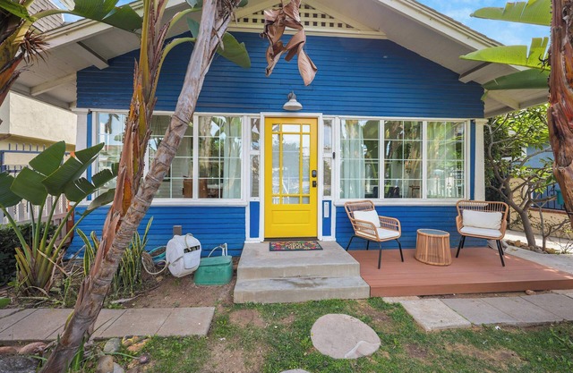 Yellow Door House, 3 Bed Gem in Trendy North Park