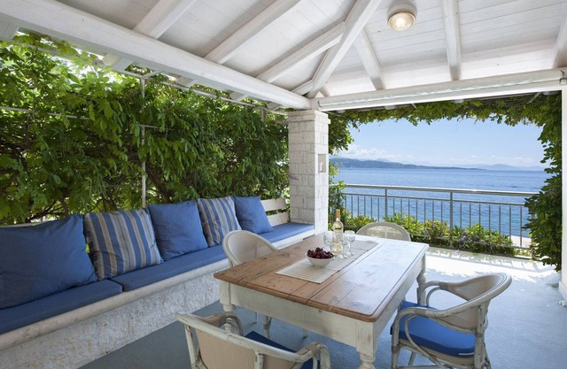 Yellow house Upper Kaminaki Villas. Beachfront Villa On Kaminaki Beach, Corfu