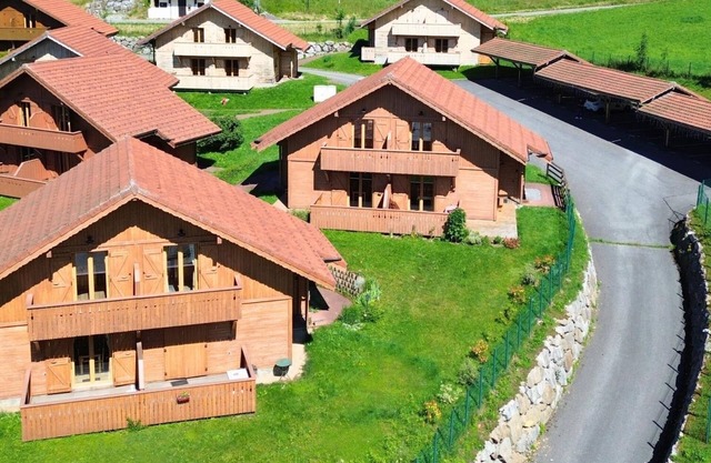 Z-Chalet Mitoyen 8A., Z-Chalet Mitoyen 8A.