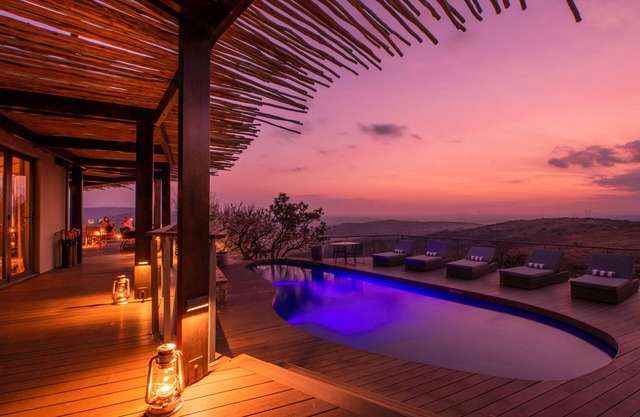 Zulu Rock Lodge - Babanango Game Reserve