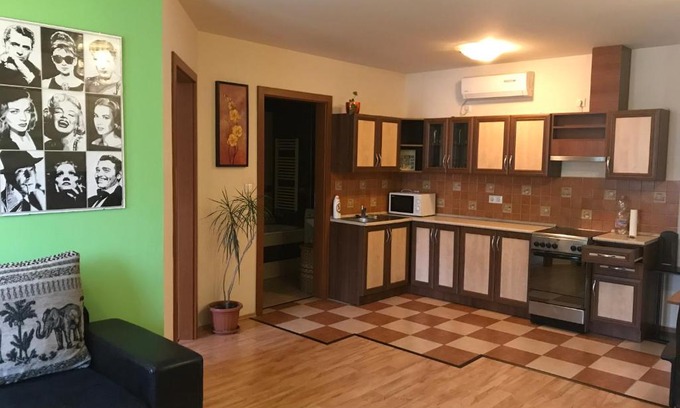 Pecs Apartment | Árnyas Residence Apartman Pécs