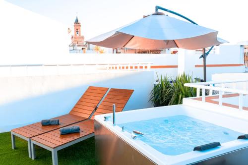 San Julian Apartment | Ático Duplex Centro con Jacuzzi y Terraza Privada