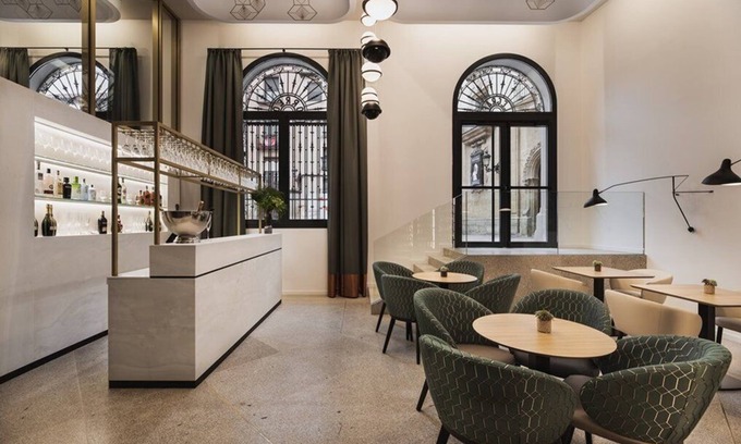 Logrono Historic Centre Hotel | Áurea Palacio de Correos by Eurostars Hotel Company