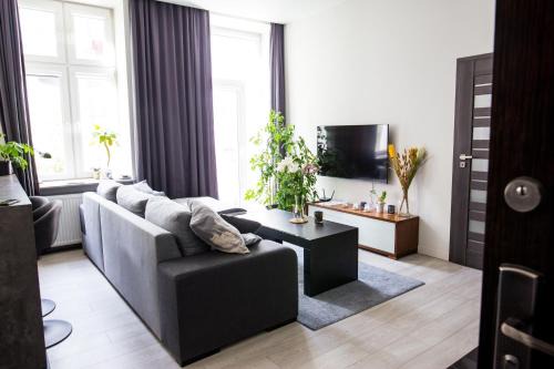 Lodz Apartment | Łódzki Kwadrat - 2 łazienki, prywatny parking, self check-in