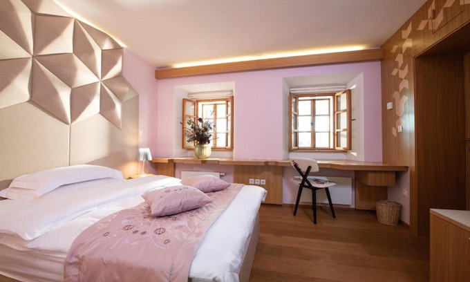 Ribnica House | Škrabčeva domačija