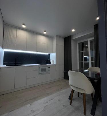 Oskemen Apartment | Апартаменты на Крылова-Ауэзова
