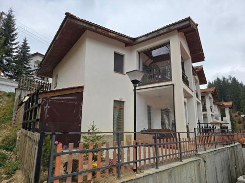 Stoykite House | Вила 5 - Планински перли