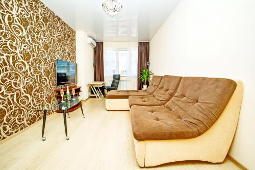 Sukhinovka Apartment | Двокімнатна квартира у мікрорайоні Садовий Мережа Alex Apartments Документи для відряджень ФОП 3 група