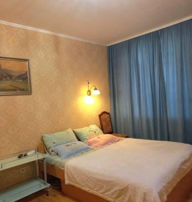 Irpin Apartment | Затишна, домашня 43м в тихому зеленому місці Поруч Центральний парк Університет