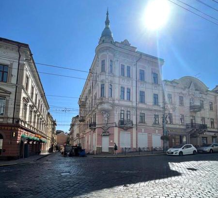 Chernovtsy Apartment | Квартира-студія в історичному центрі міста біля Центральної площі