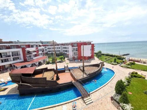 Elenite Apartment | Привилидж первая линия