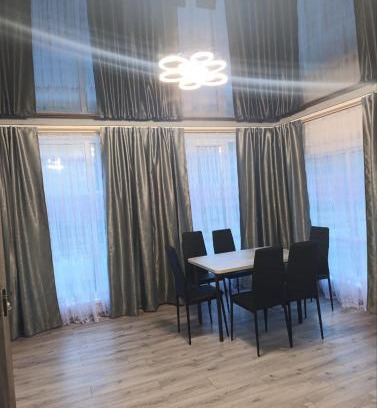 Roztoky Apartment | Під Дубочком