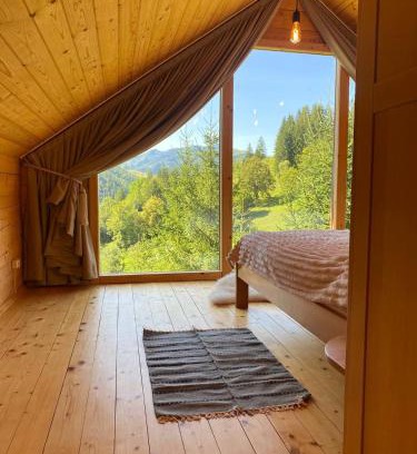 Snidavka House | Тиша