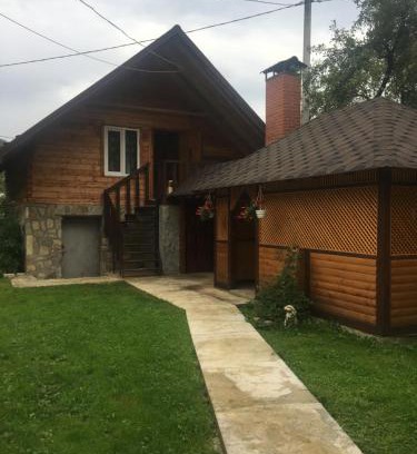 Sheshory House | Шепіт лісу